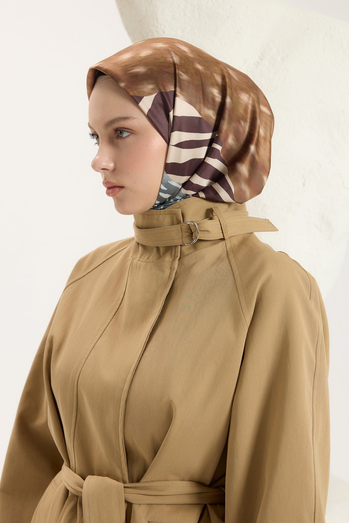 Desenli Twill Eşarp Animal Amber