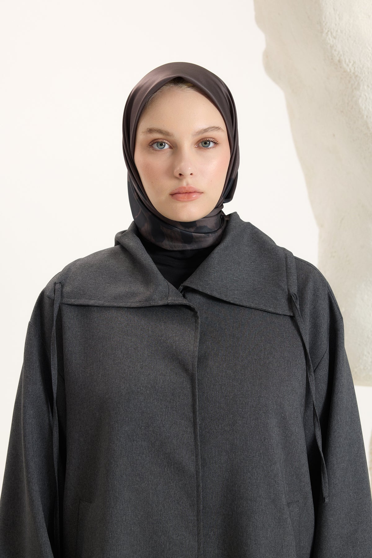 Desenli Twill Eşarp Bambi Bitter
