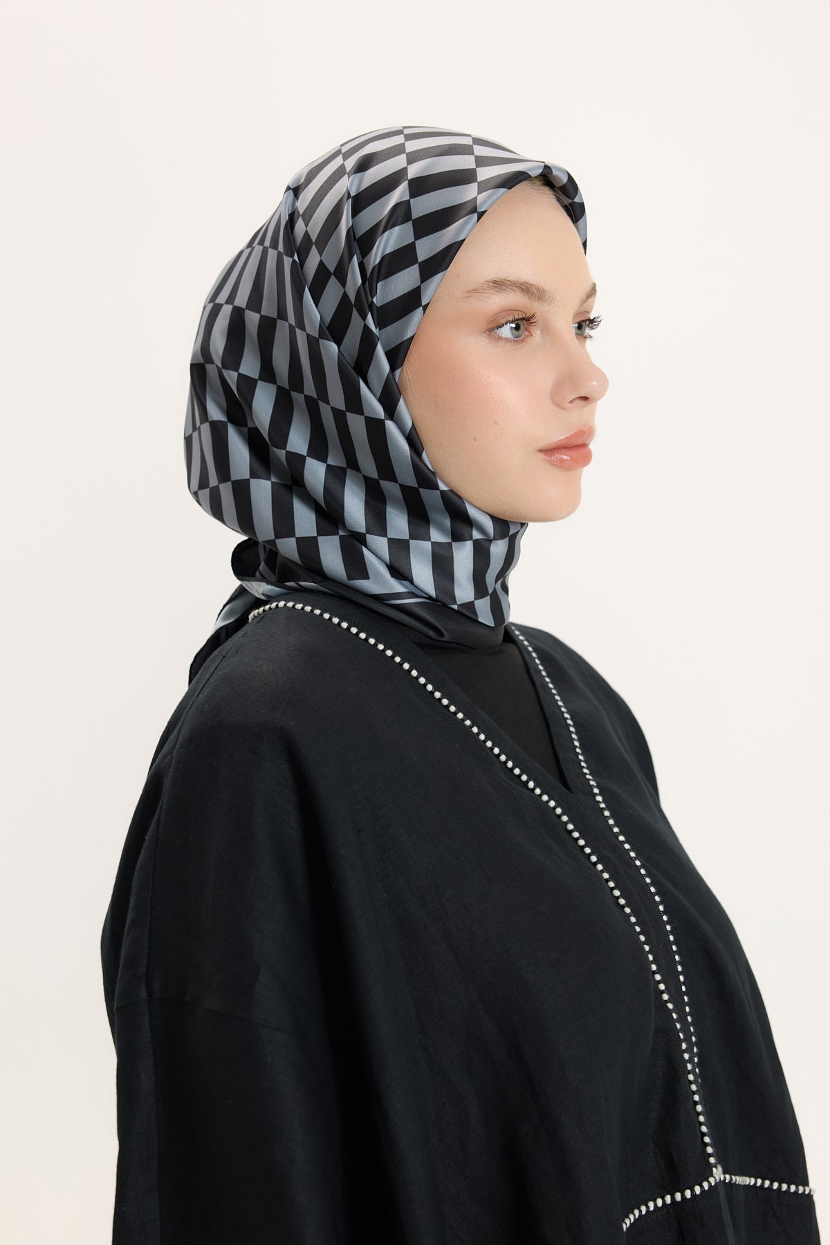 Desenli Twill Eşarp Dama Siyah