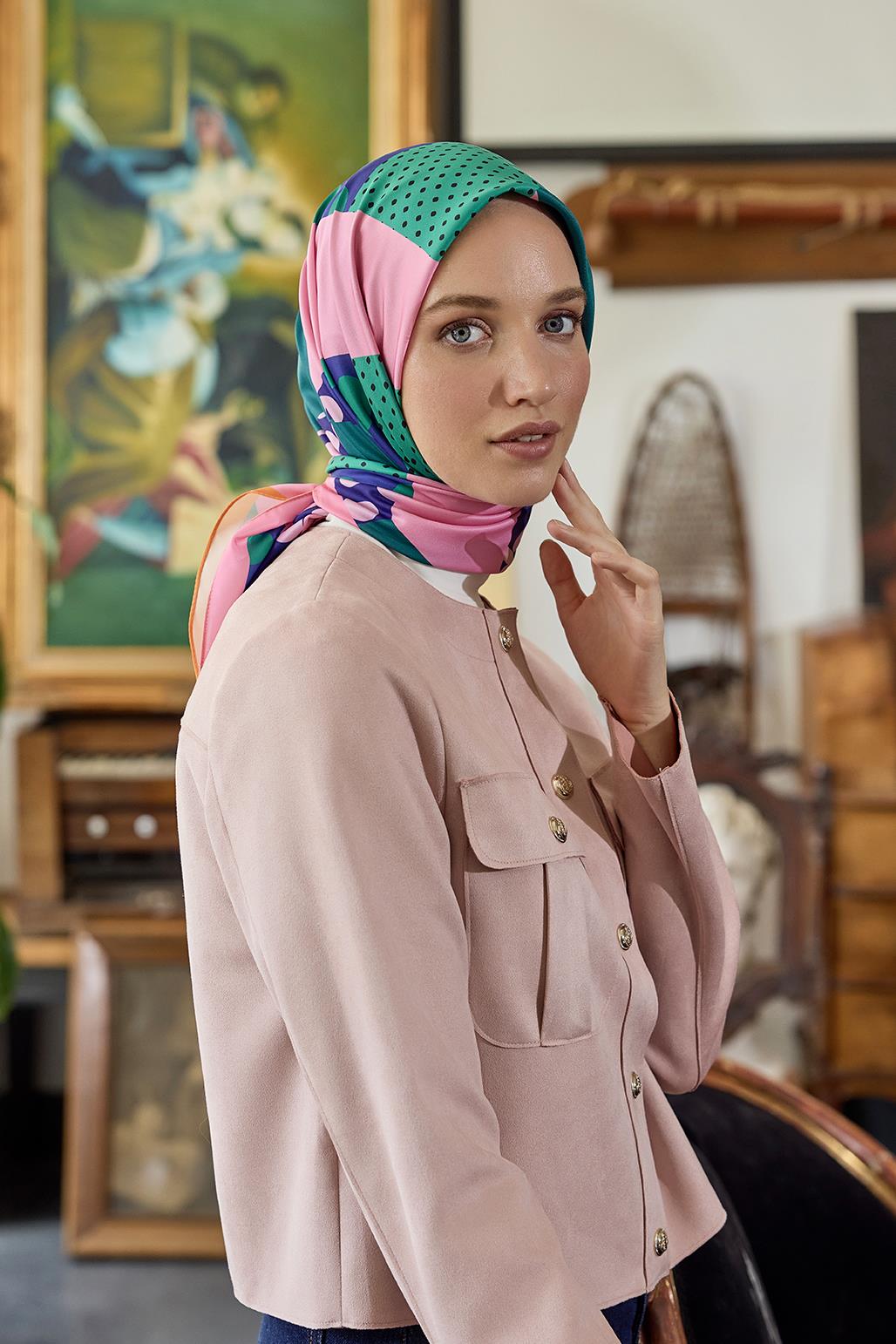 Desenli Twill İpek Eşarp Wish