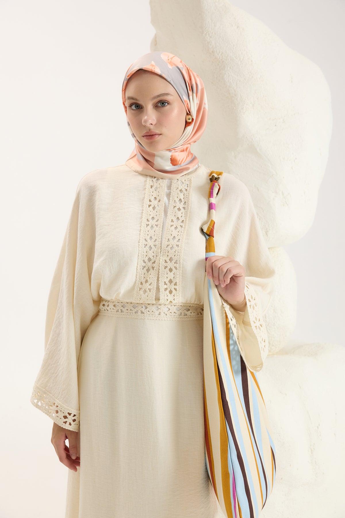 Desenli Twill Eşarp Floral Mercan