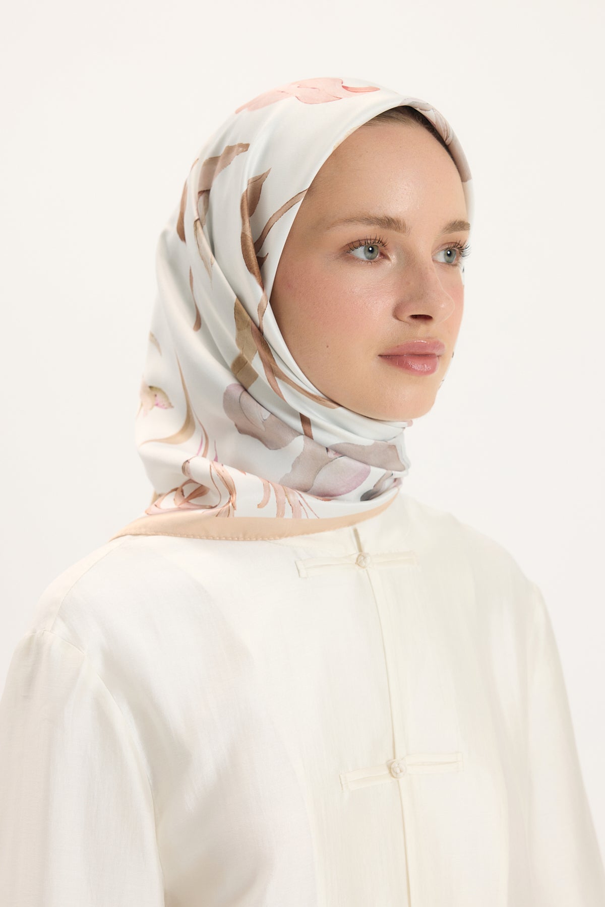 Desenli Twill Eşarp Hera Naturel