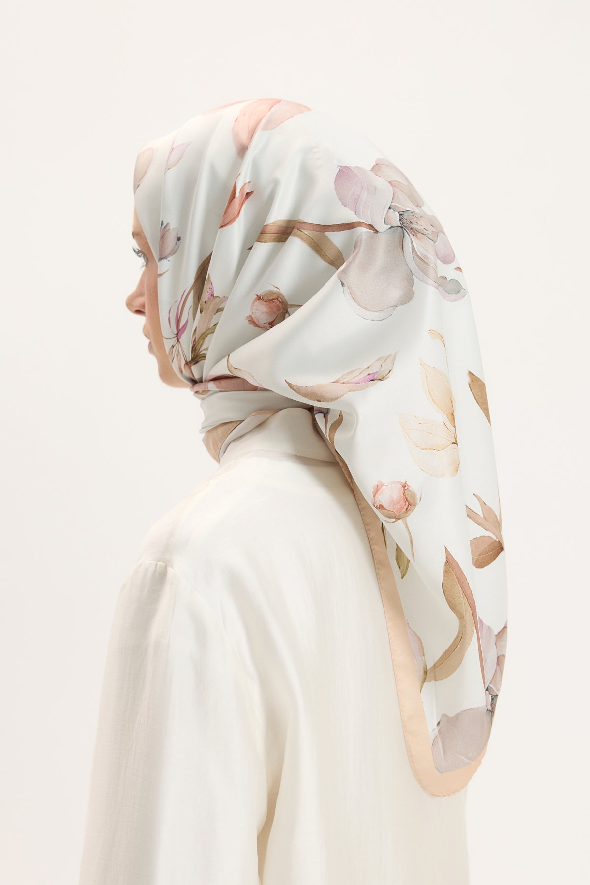 Desenli Twill Eşarp Hera Naturel