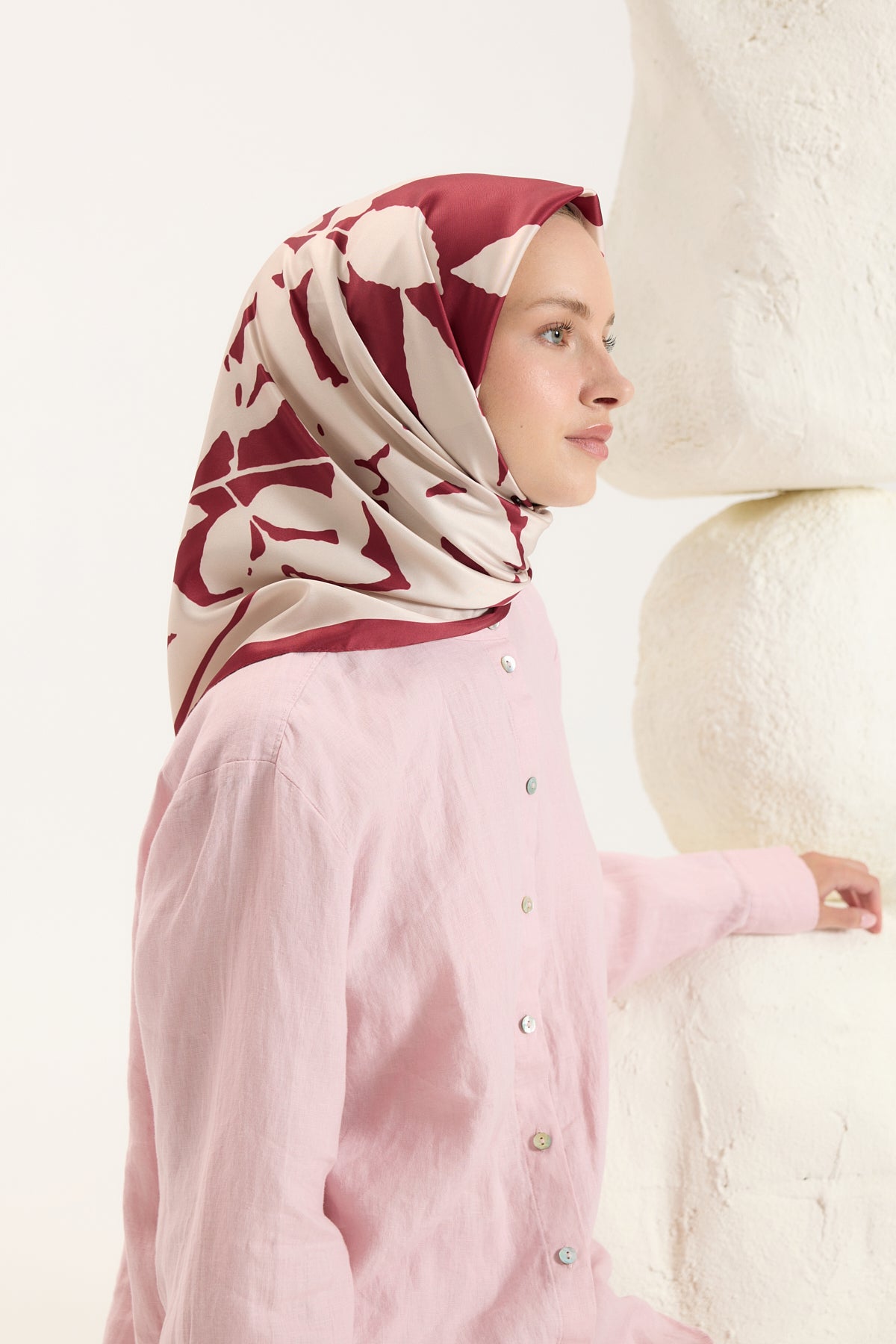 Desenli Twill Eşarp Leaf Bordo