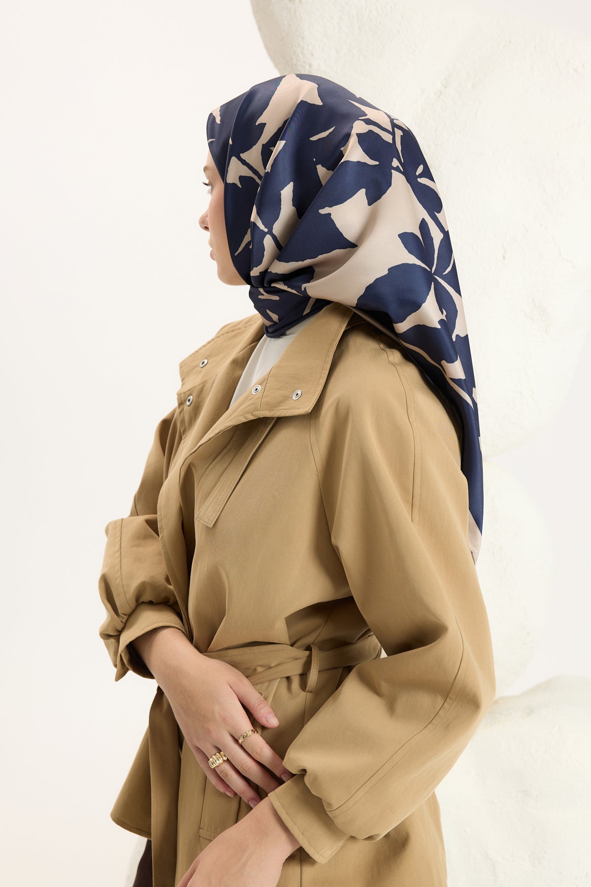 Desenli Twill Eşarp Leaf Lacivert