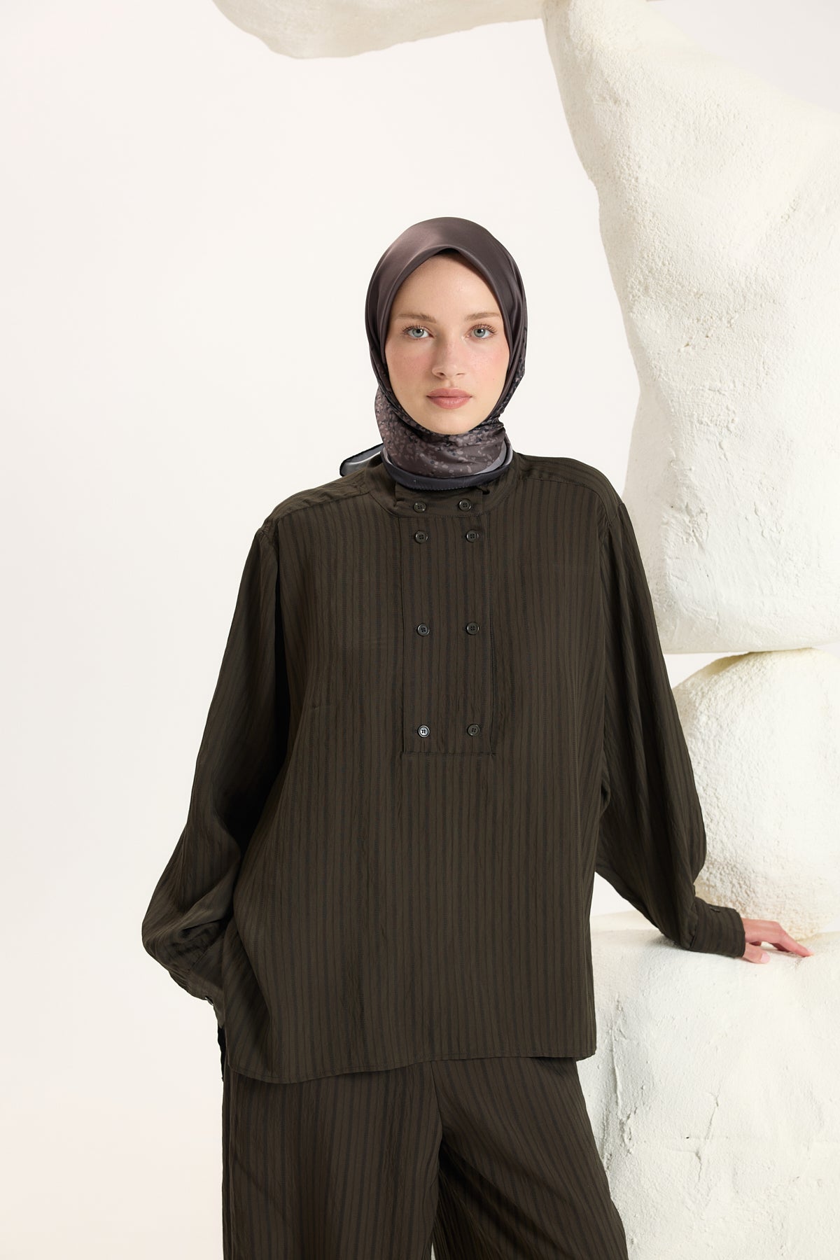 Desenli Twill Eşarp Leopar Kahve