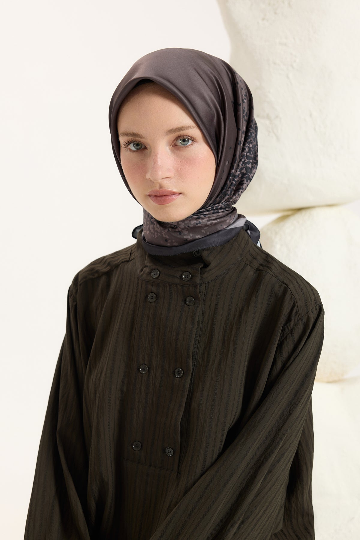 Desenli Twill Eşarp Leopar Kahve