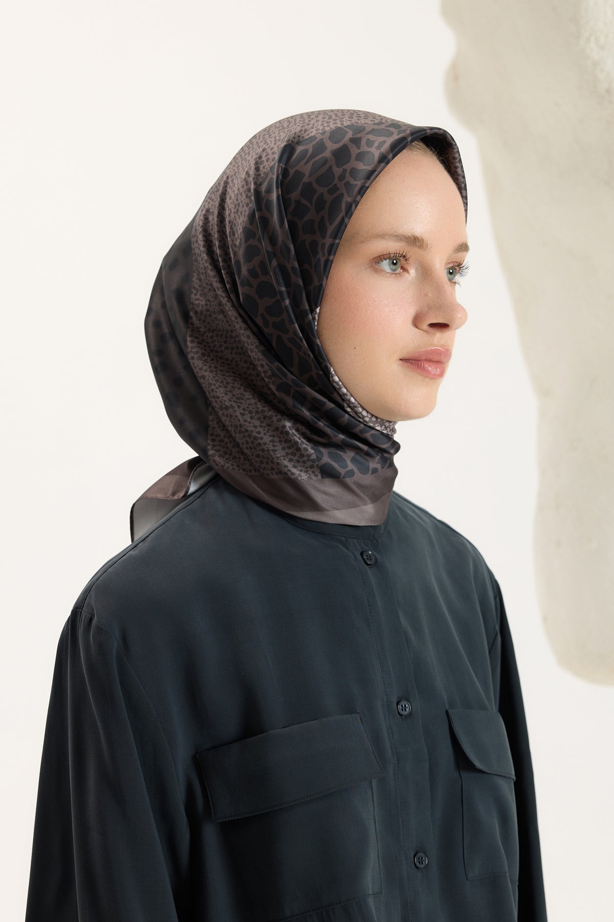 Desenli Twill Eşarp Mix Duman
