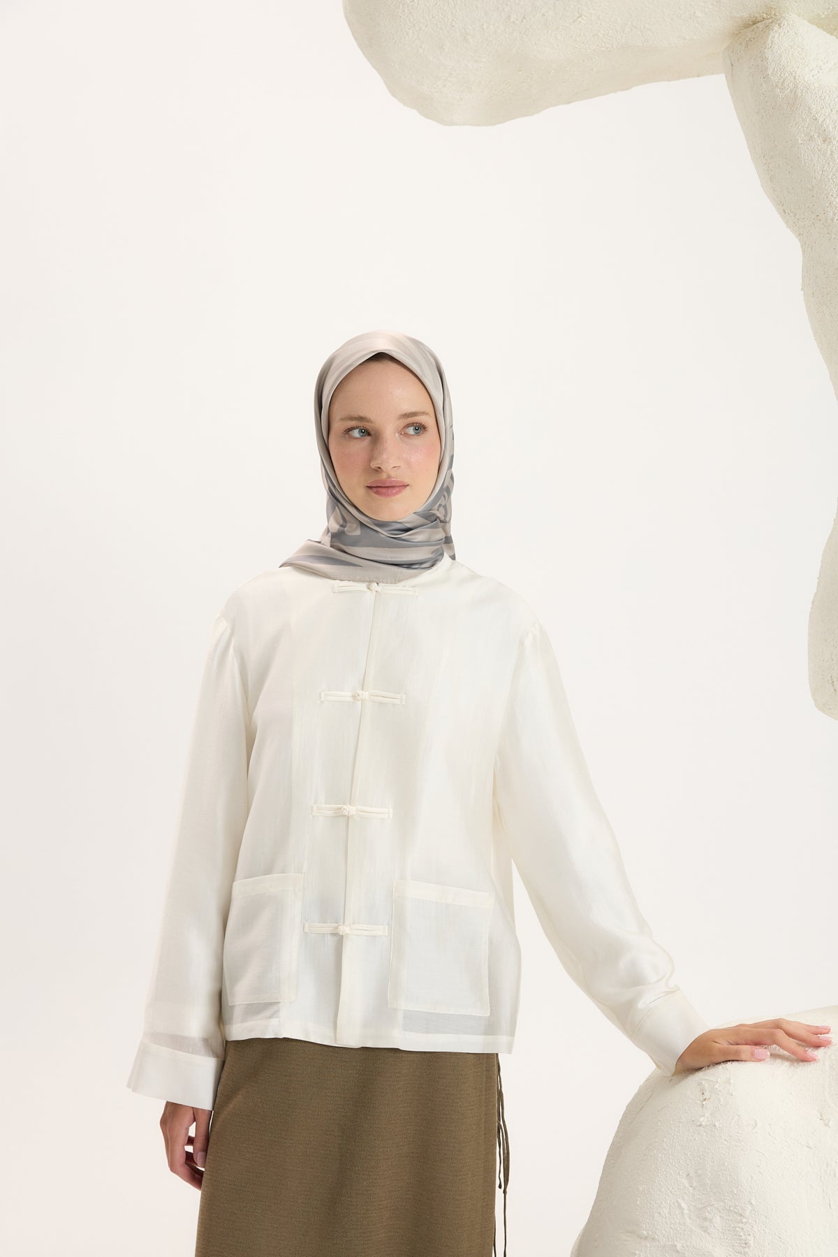 Desenli Twill Eşarp Side