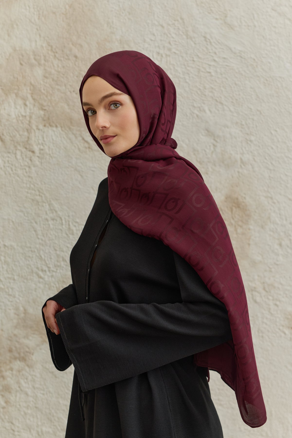 İpek Jakar Monogram Şal Bordo