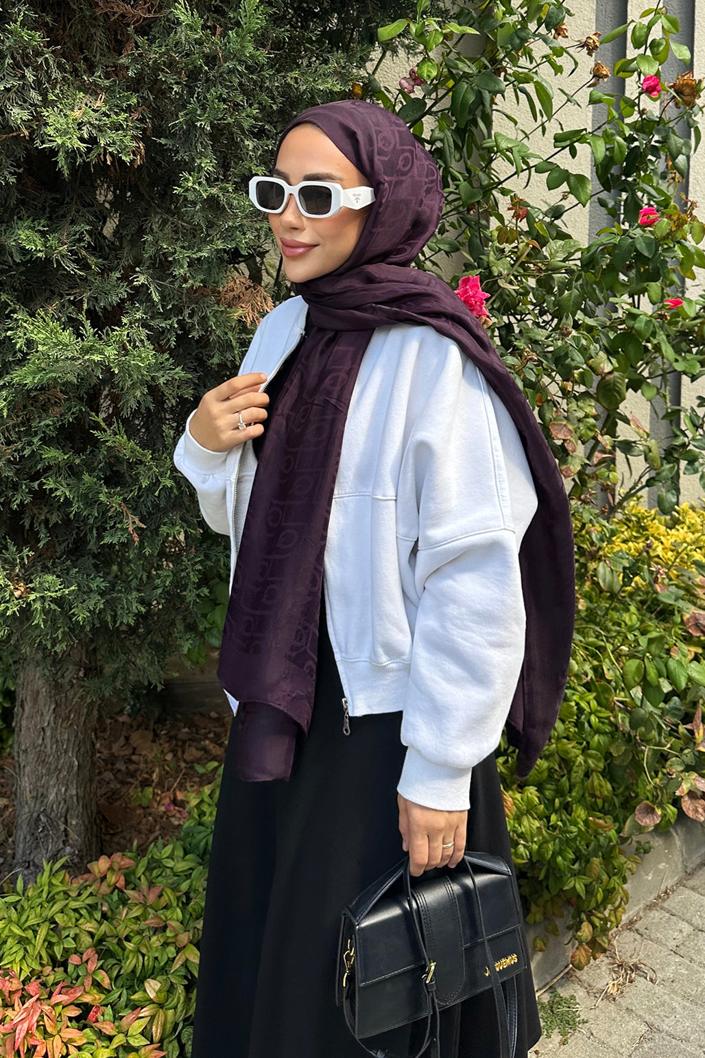 INFLUENCER