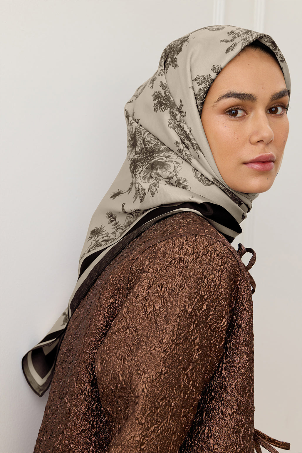 Siyah Eşarp