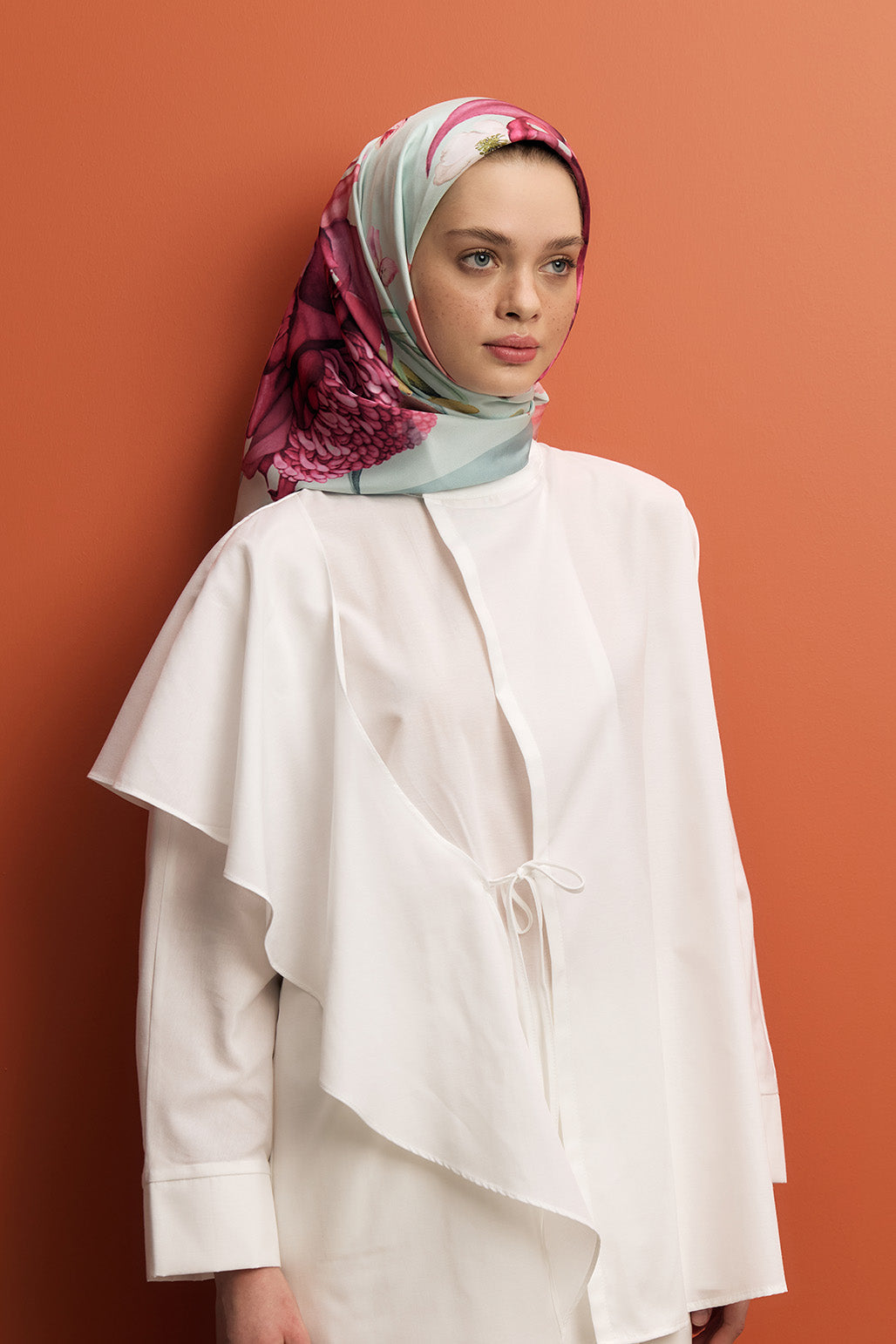şık twill ipek eşarp floral mix tasarım