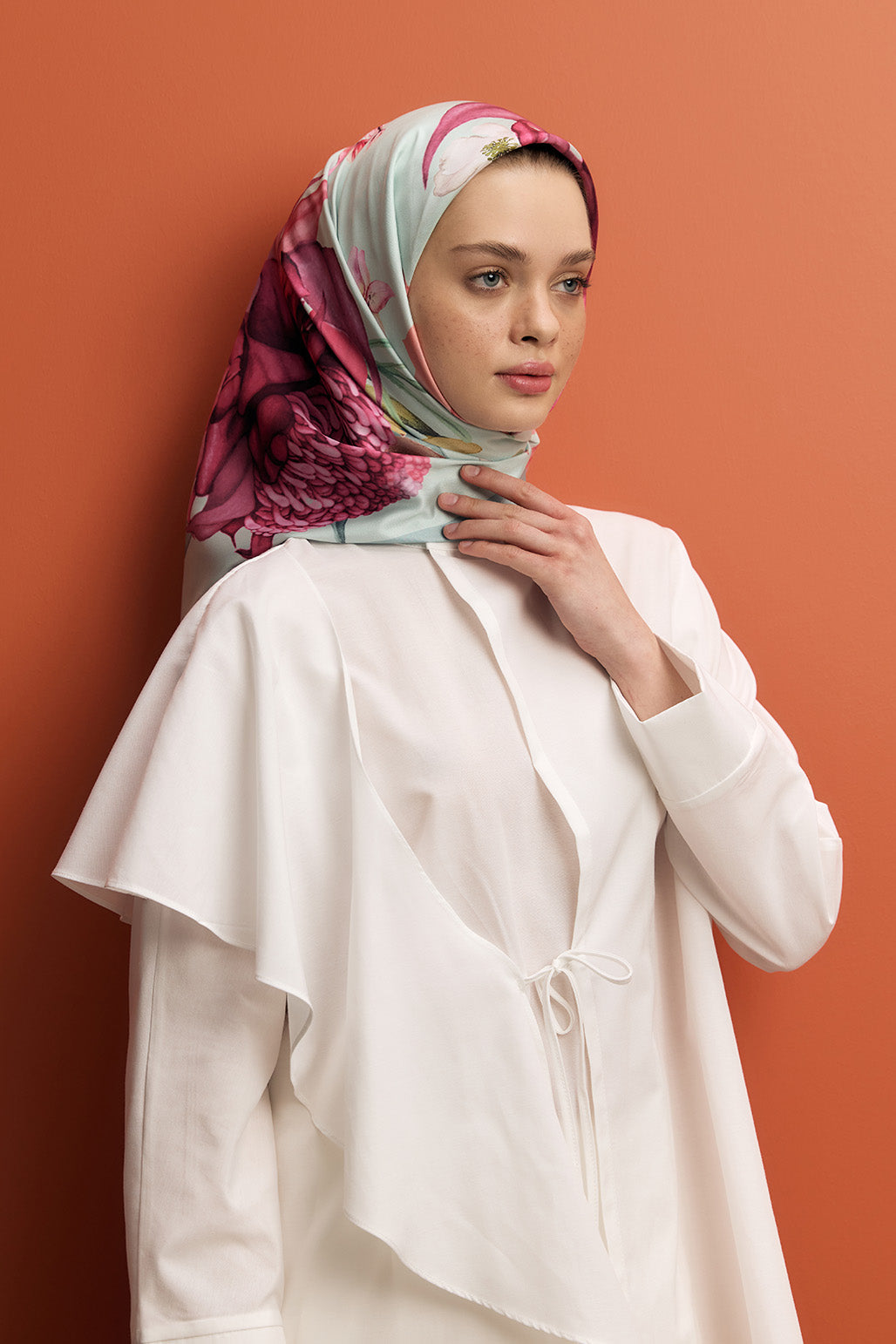 canlı renklerde twill ipek eşarp floral mix