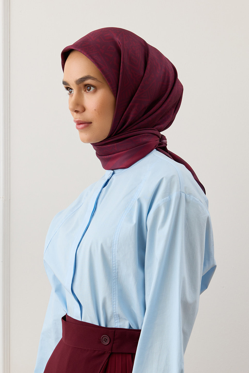 Tina Desenli Bordo Twill İpek Eşarp